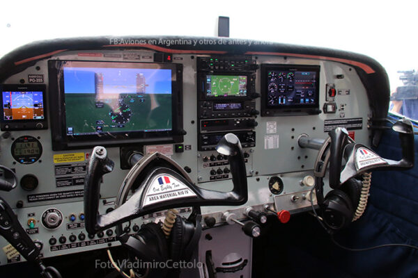 Nuevo panel de instrumentos del Cessna 182
