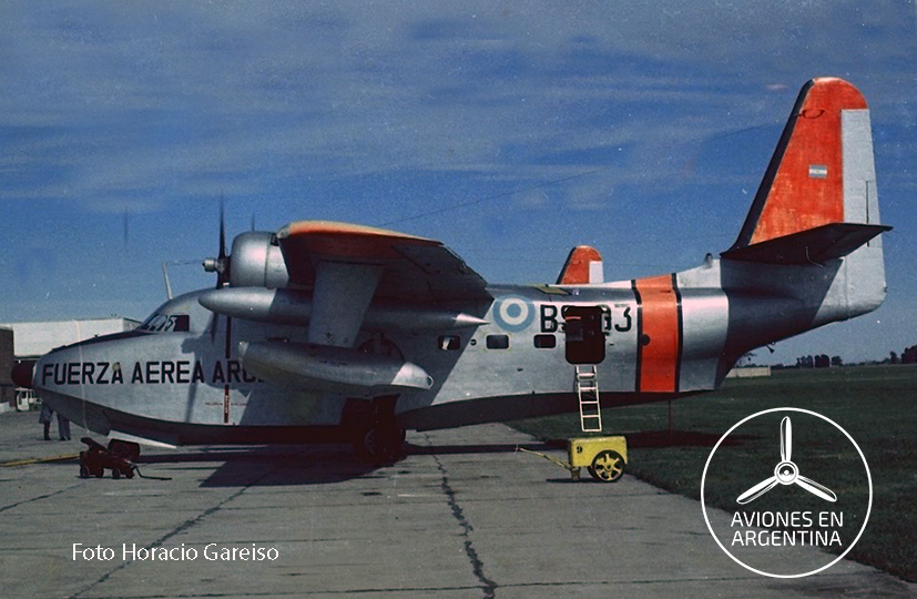 Primer vuelo de un  avión de la Fuerza Aérea Argentina a las Islas Malvinas