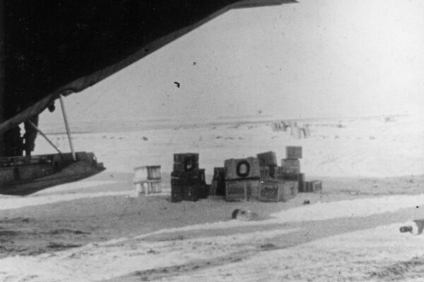 ArgAF-C130-TC61-In-antartica-prob-70s-Coll-AMarino- ArgAF-C130-TC61-In-antartica-prob-70s-Coll-AMarino-